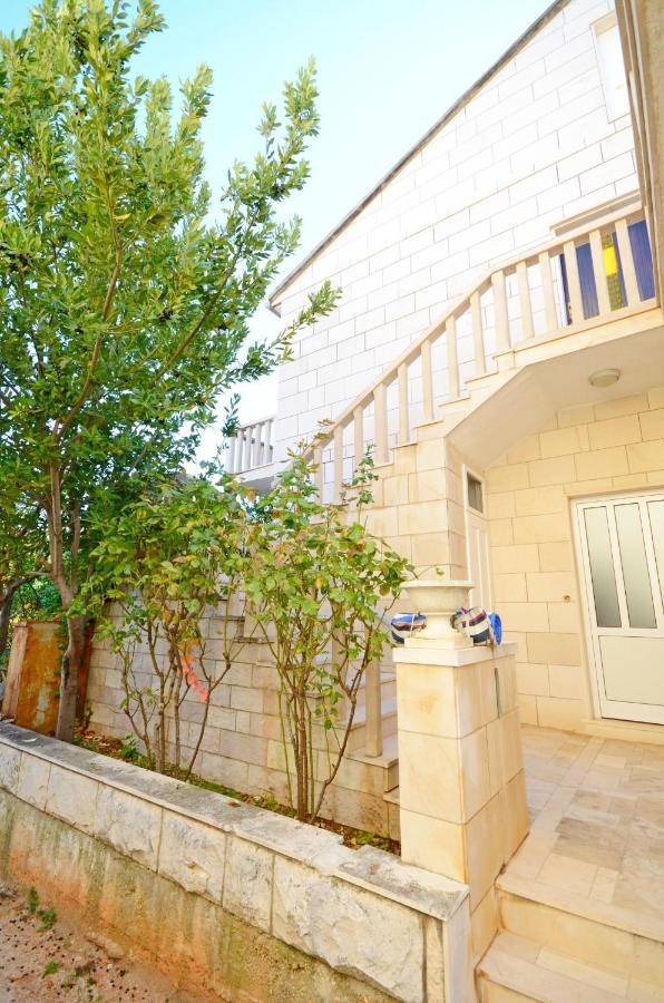 Apartment Jerka Supetar Εξωτερικό φωτογραφία