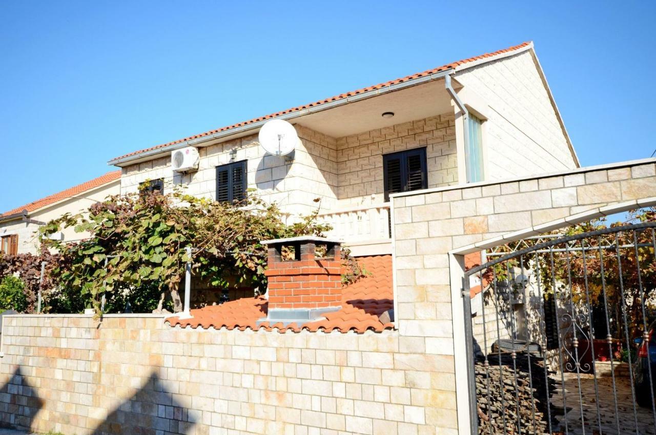 Apartment Jerka Supetar Εξωτερικό φωτογραφία