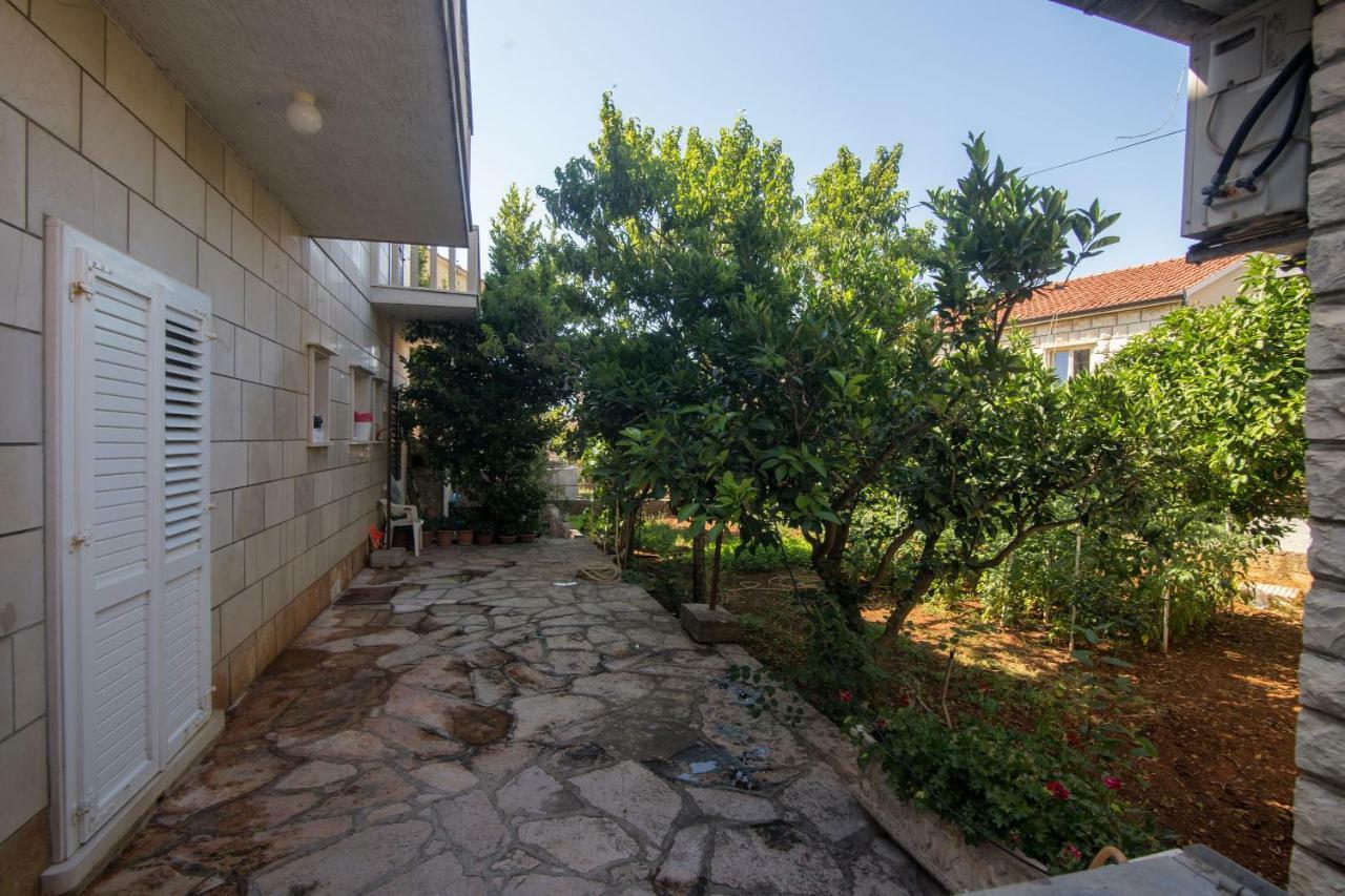 Apartment Jerka Supetar Εξωτερικό φωτογραφία
